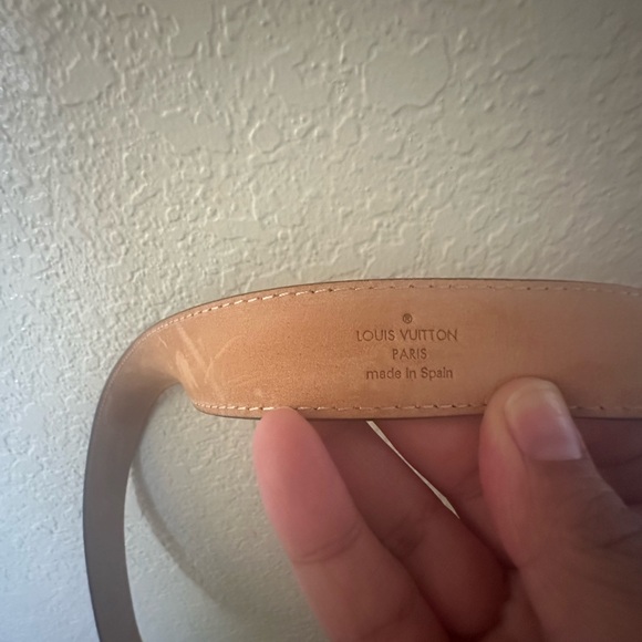 Louis Vuitton belt - Picture 11 of 14